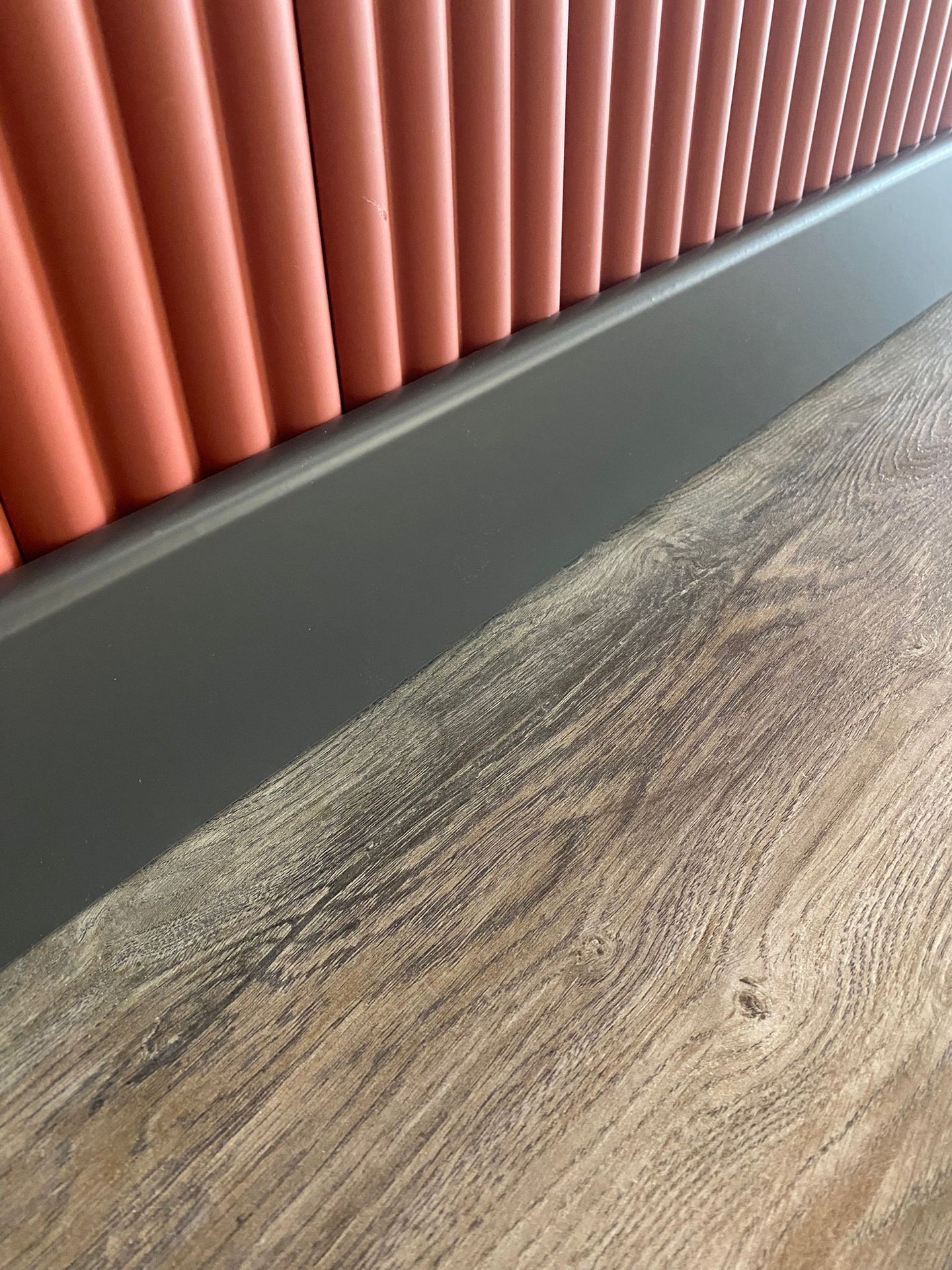 10 Cm Düz Antrasit Pvc Kaplama Parke Süpürgelik