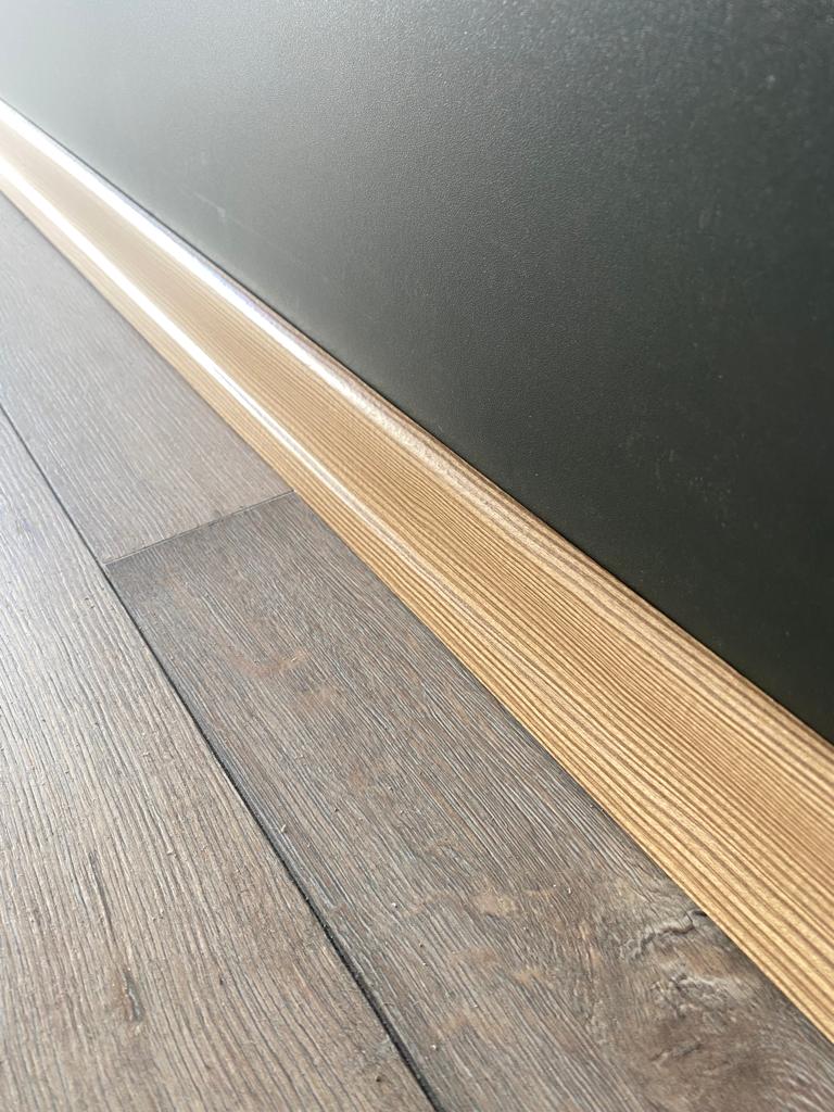 6 Cm Manisa Çam Parke Süpürgelik