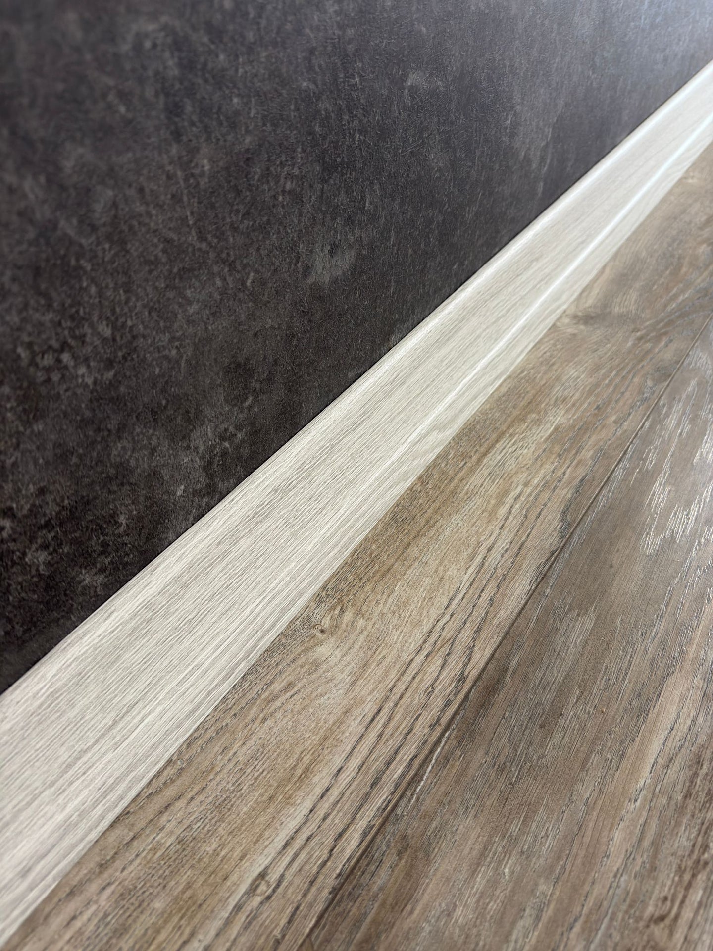 8 Cm Modern Meşe Parke Süpürgelik