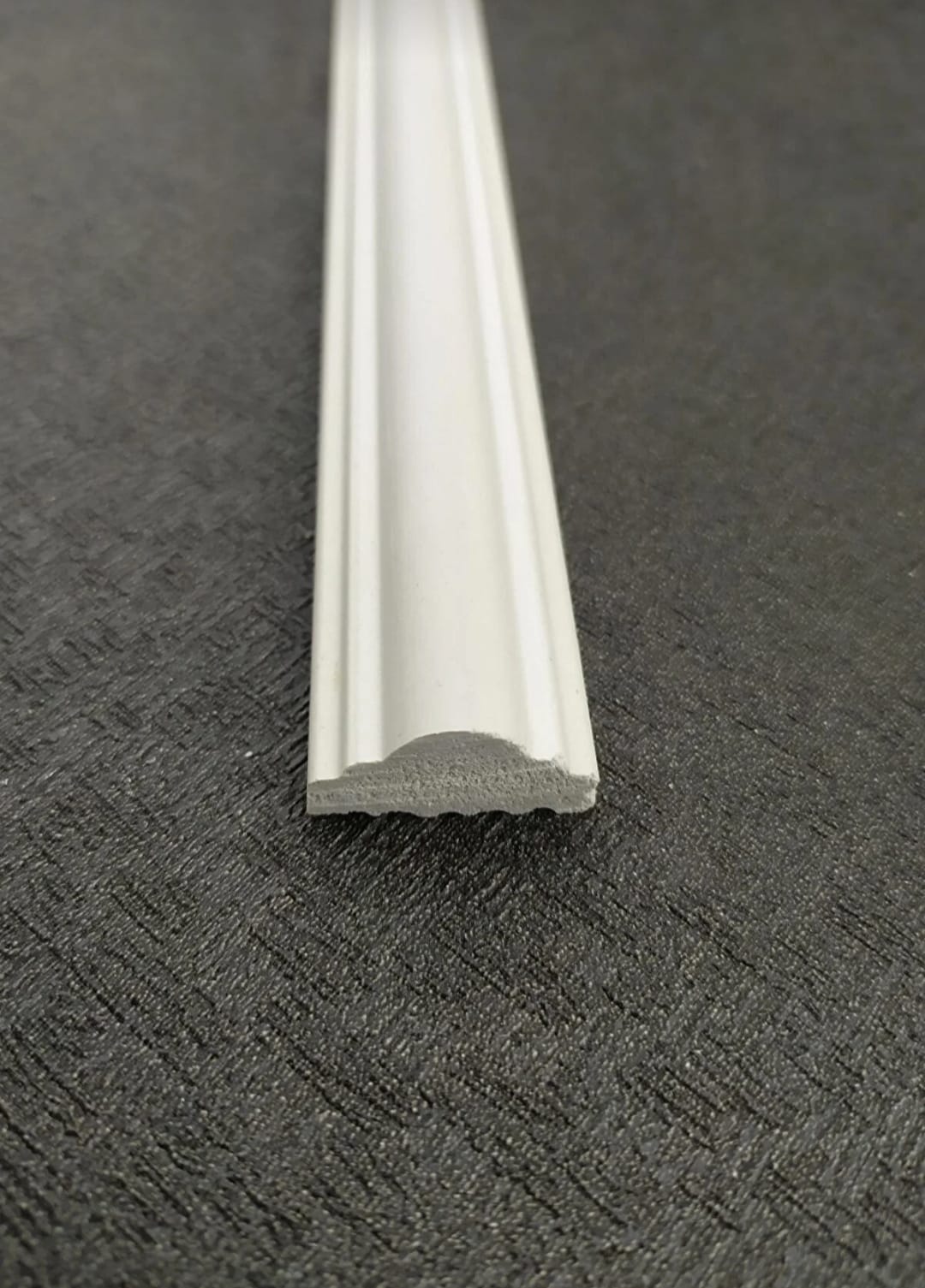 Boyanabilir 2,5 cm Sert Poliüretan Duvar Çıtası 2.5 cm x 240 cm