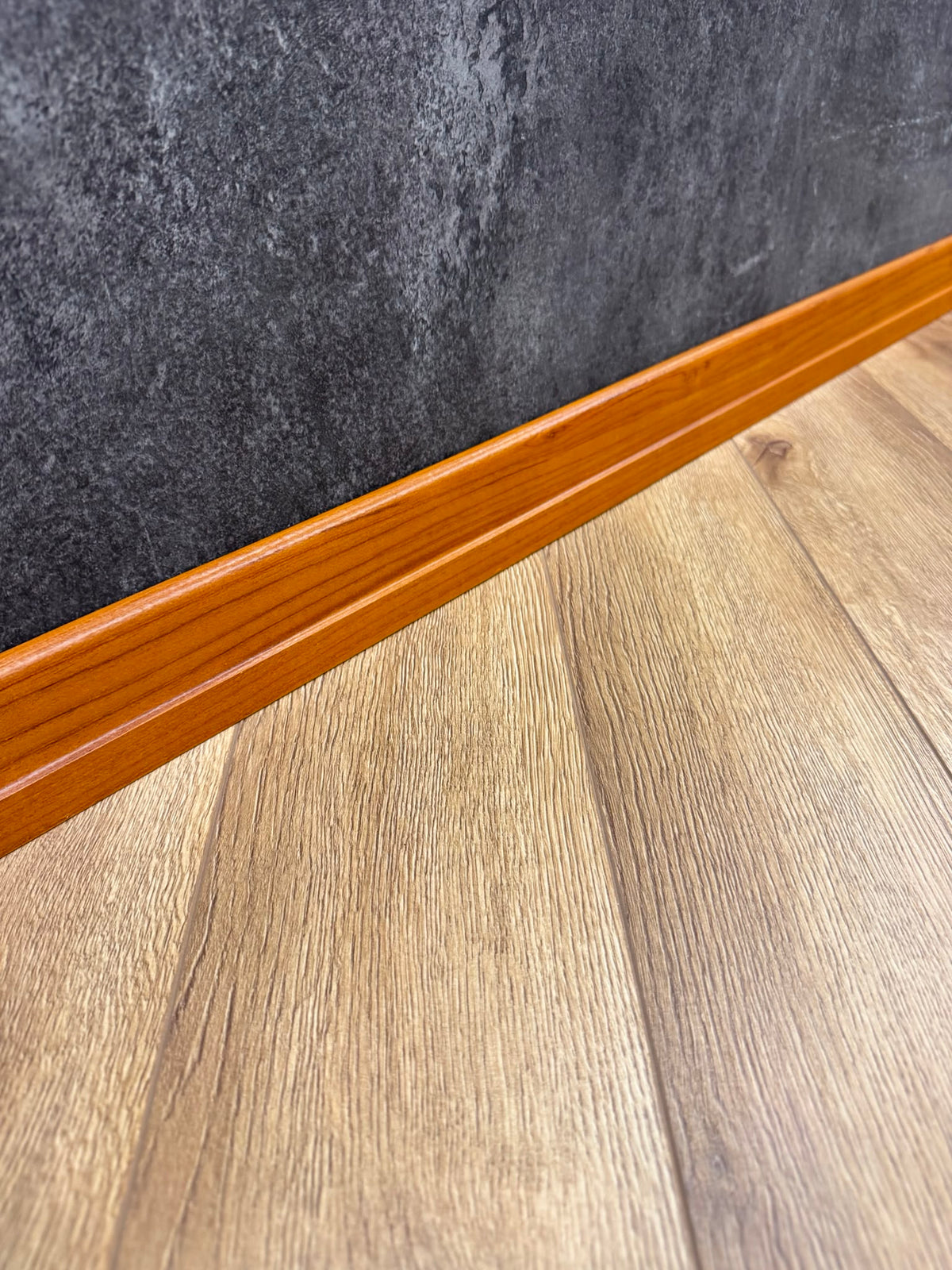 6 Cm Açık Iroko Parke Süpürgelik