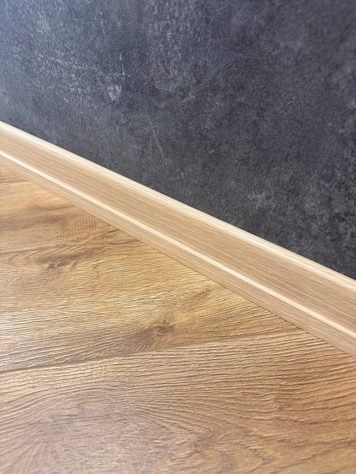 6 Cm Gölevi Meşesi Parke Süpürgelik