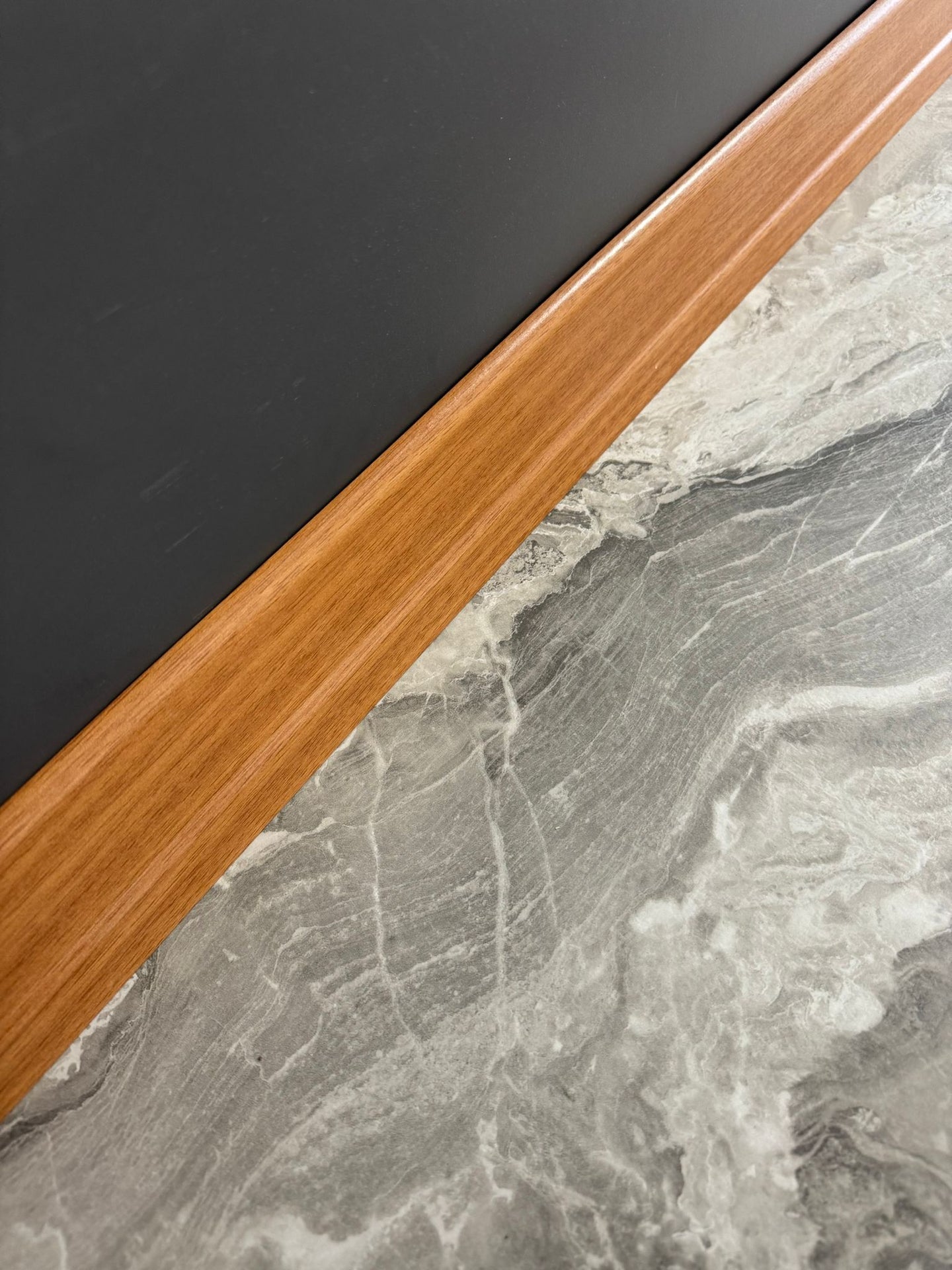 8 Cm Freze Ceviz Parke Süpürgelik