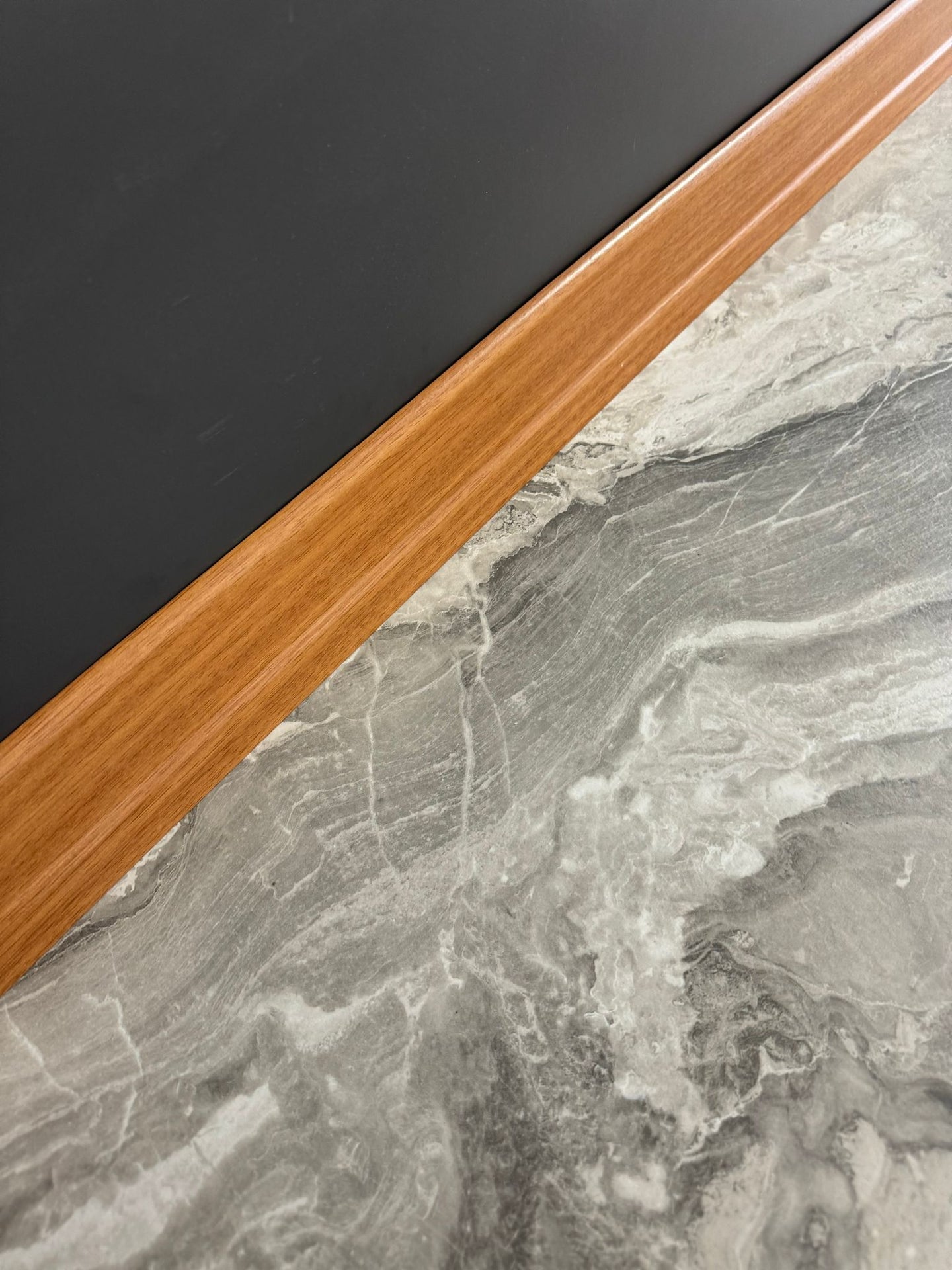 8 Cm Freze Ceviz Parke Süpürgelik