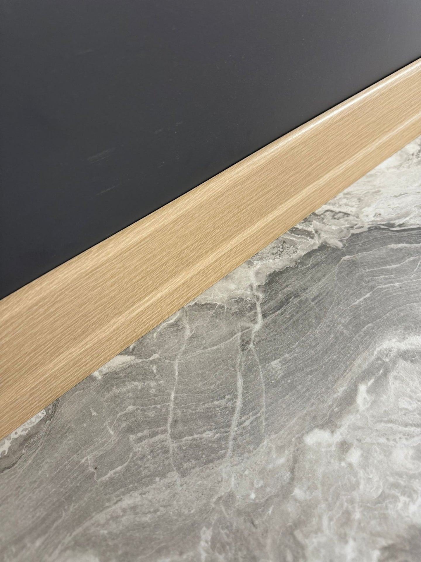 8 Cm Gölevi Meşe Parke Süpürgelik