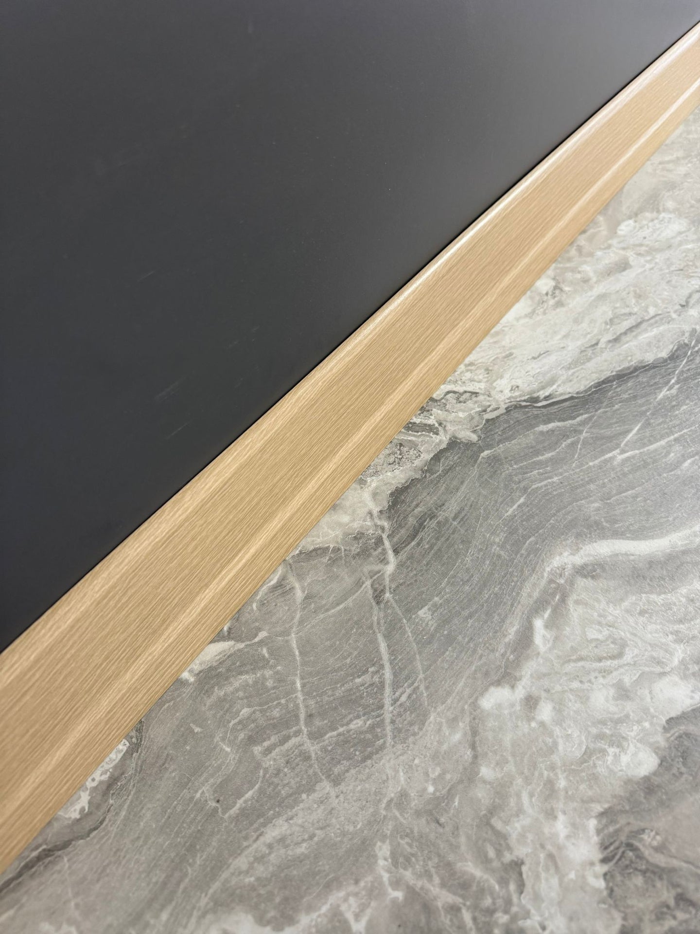 8 Cm Gölevi Meşe Parke Süpürgelik