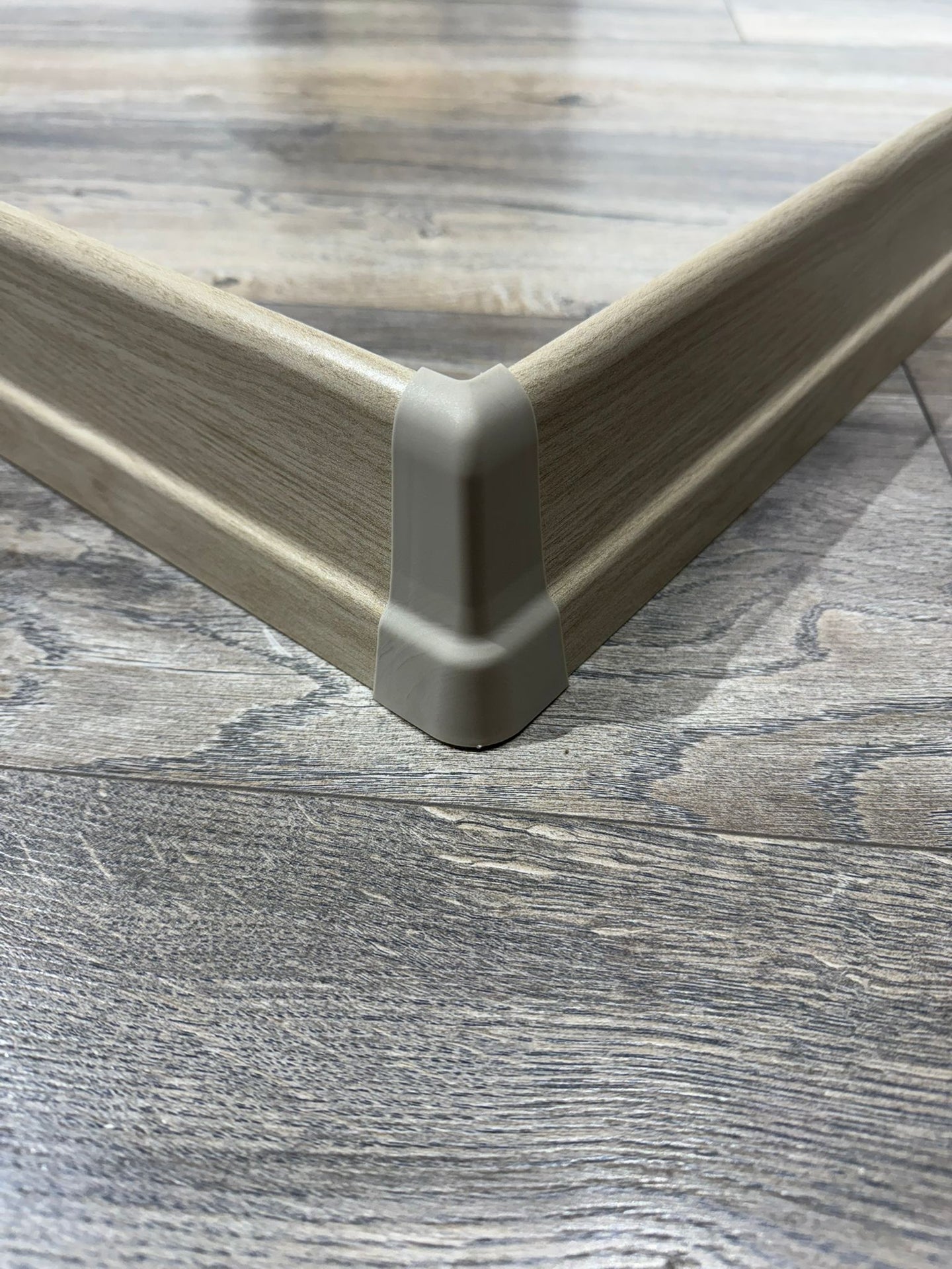 8 cm Gri Süpürgelik iç köşe dış köşe aparat