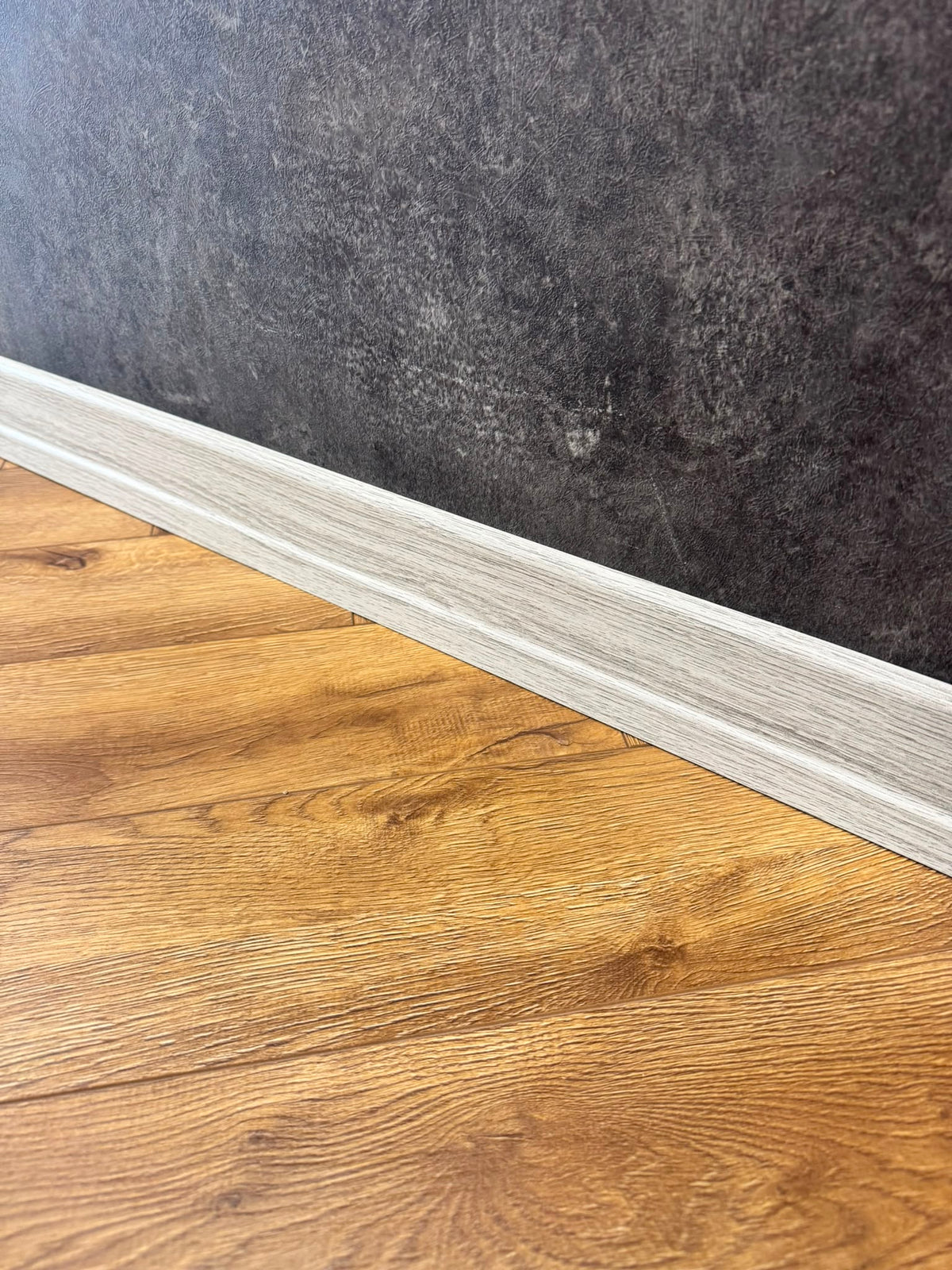 8 Cm Modern Meşe Parke Süpürgelik