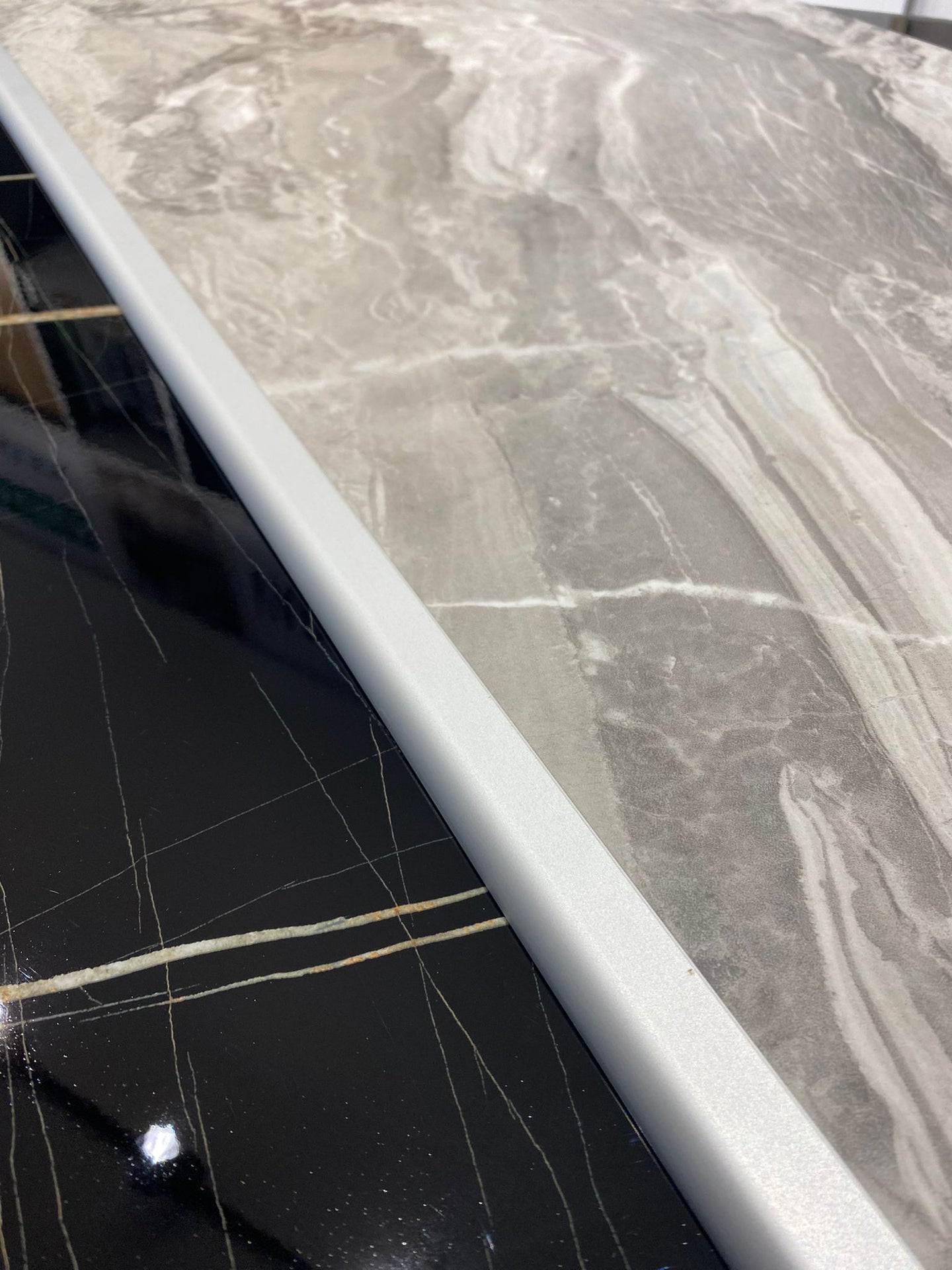 Alüminyum Oval U 8 mm Parke Bitim Profil Çıtası 90 cm