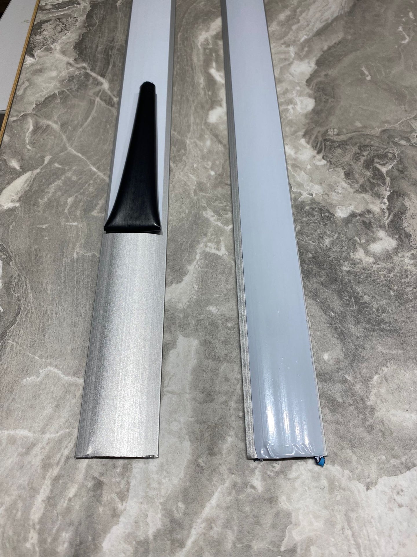 Alüminyum Kapı Eşik Profili Parke Altı Çıtası Yapışkanlı 90 Cm