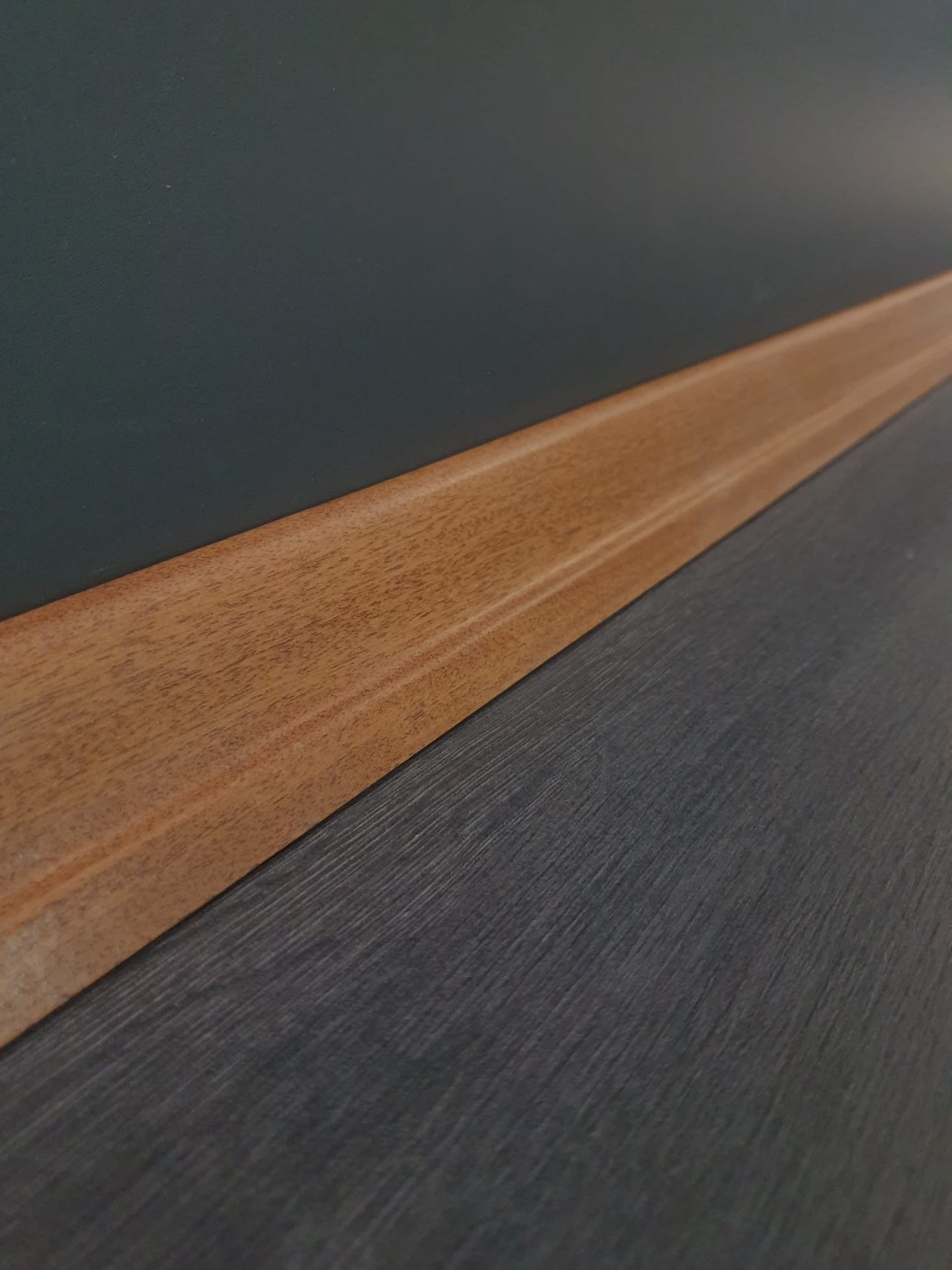 6 Cm Afromozya Parke Süpürgelik