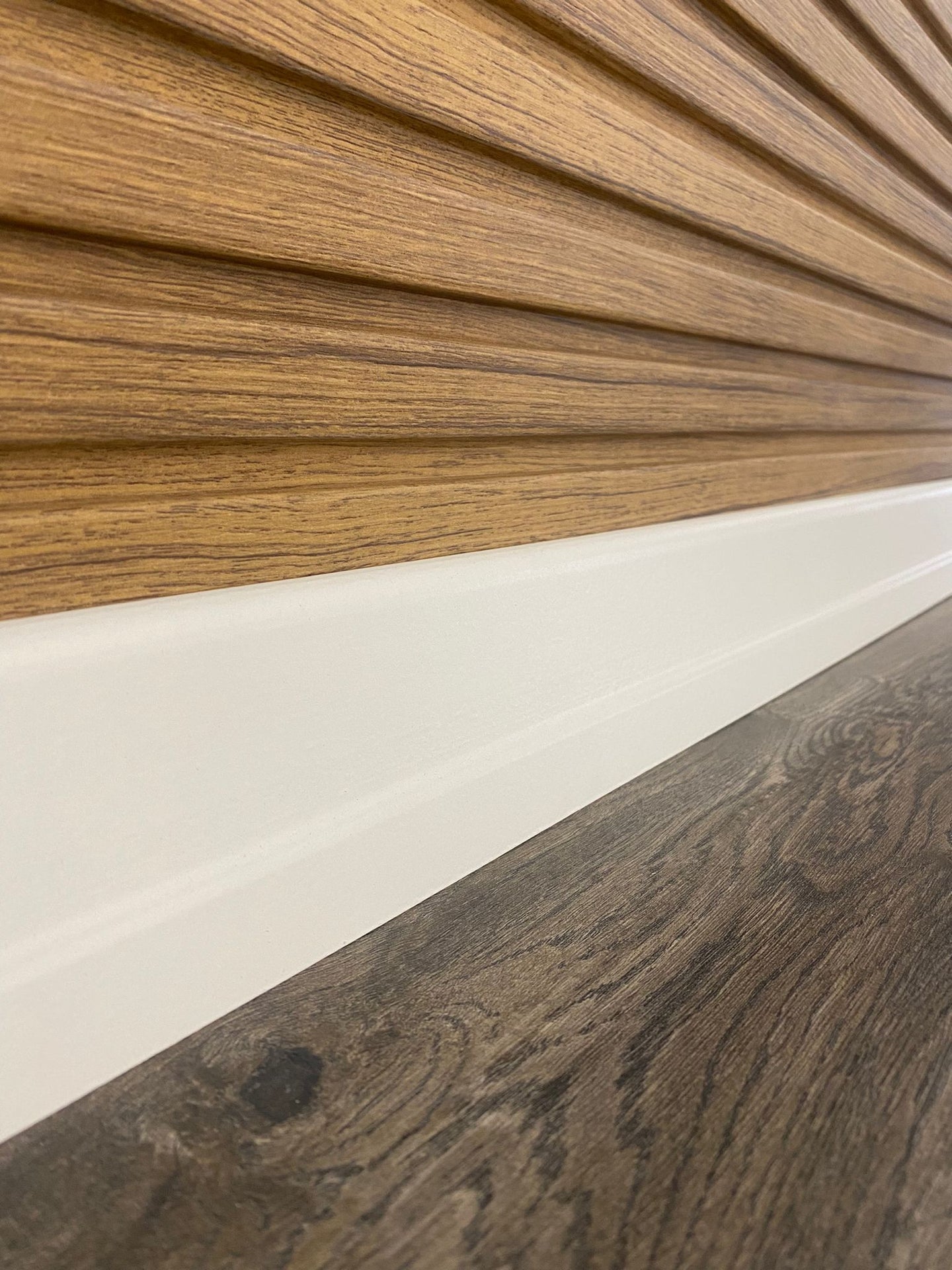 8 Cm Lake Beyaz Parke Süpürgelik