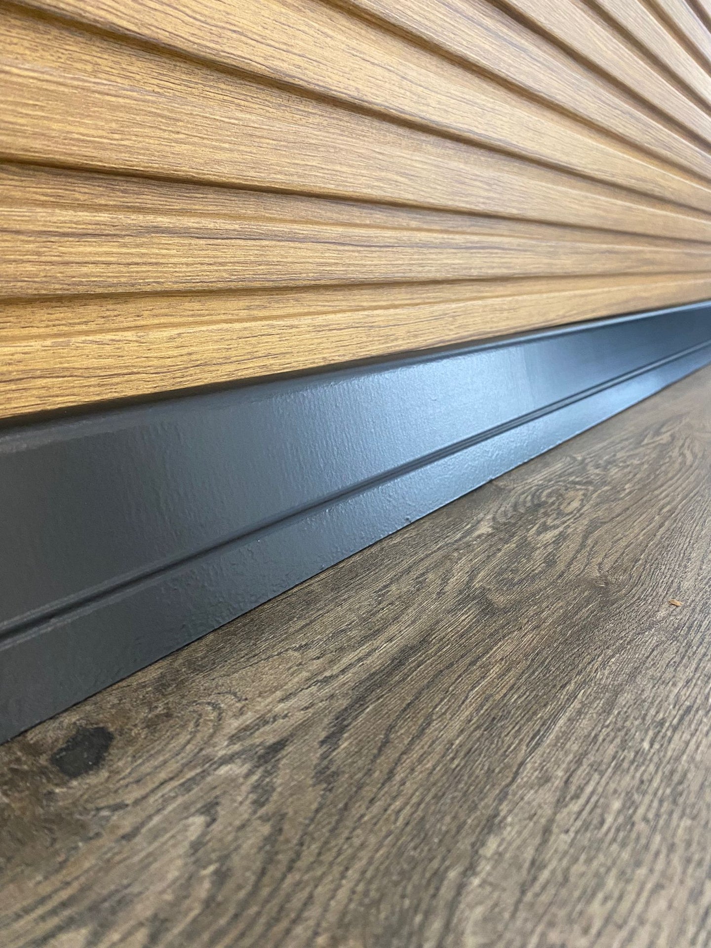 8 Cm Bute Siyah Parke Süpürgelik