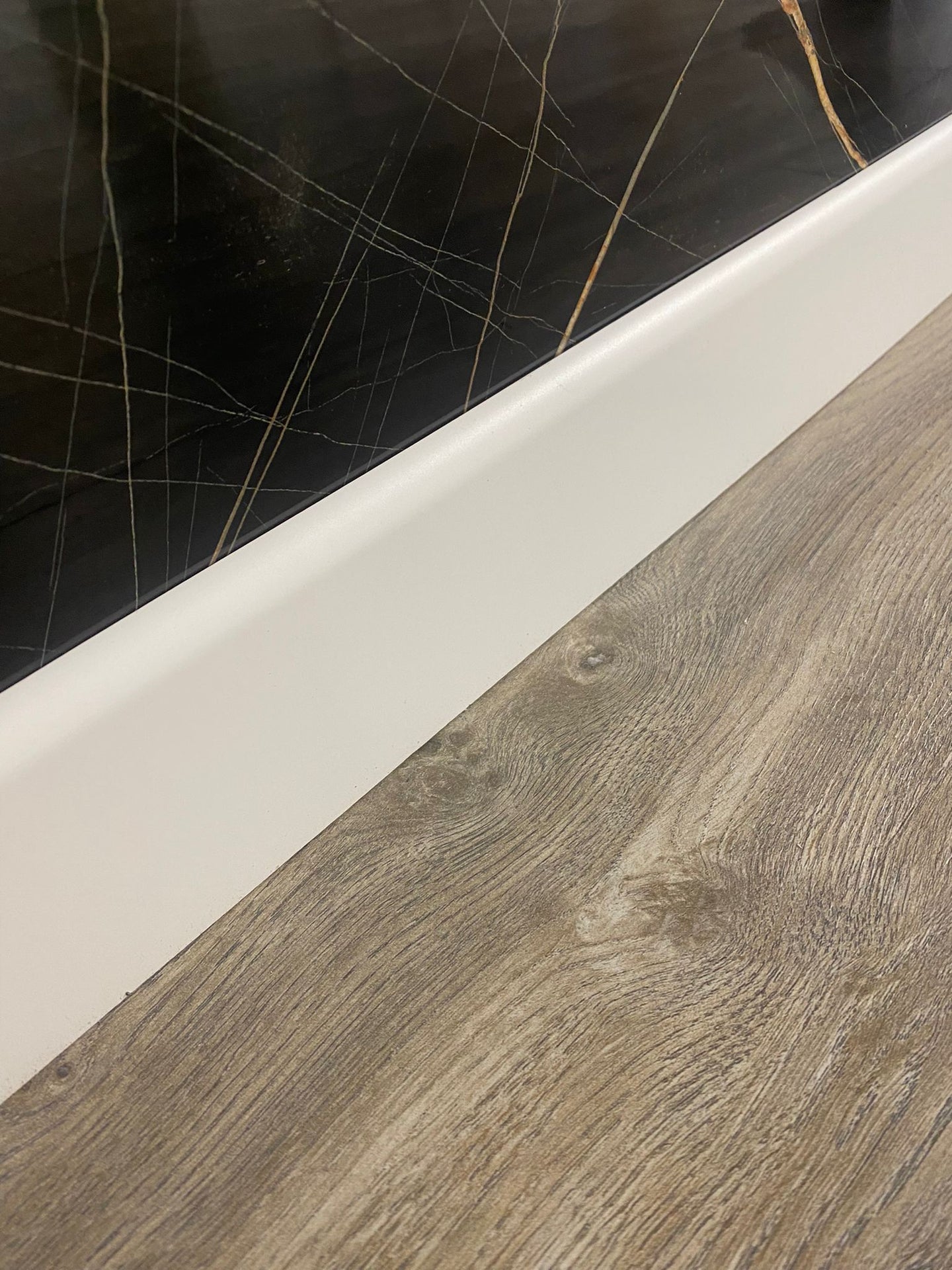 8 Cm Pvc İnci Beyaz Lake Süpürgelik